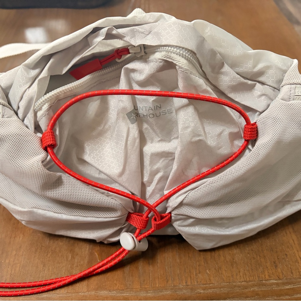 Mountain warehouse House White Crossbody Sling Bag with Red Accent